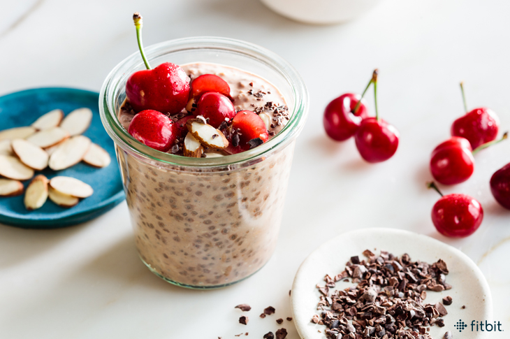 Chocolate overnight oats with cherries