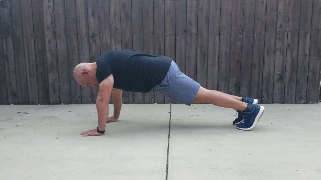 How to strengthen your core: spider plank