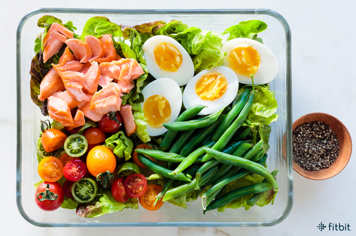 Healthy recipe for salmon nicoise salad