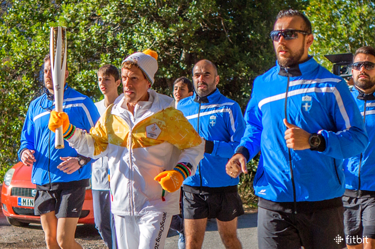 Dean Karnazes hands off the torch in global games.