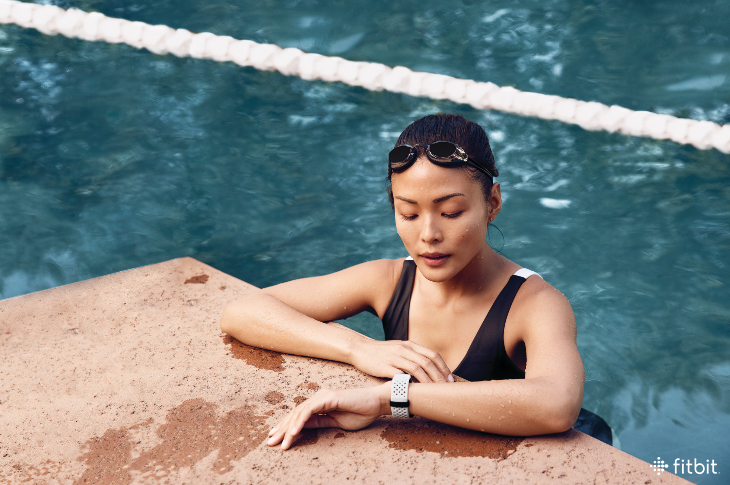 how to track swimming on fitbit
